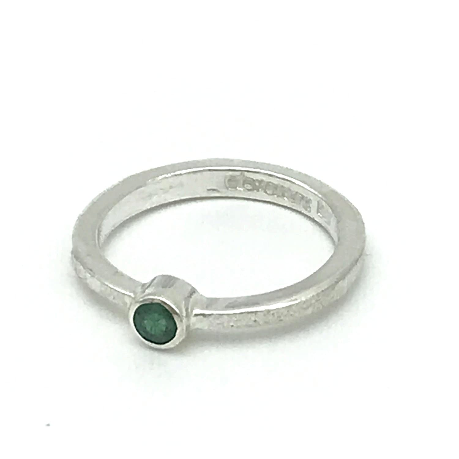 Anillo Ale con Esmeralda