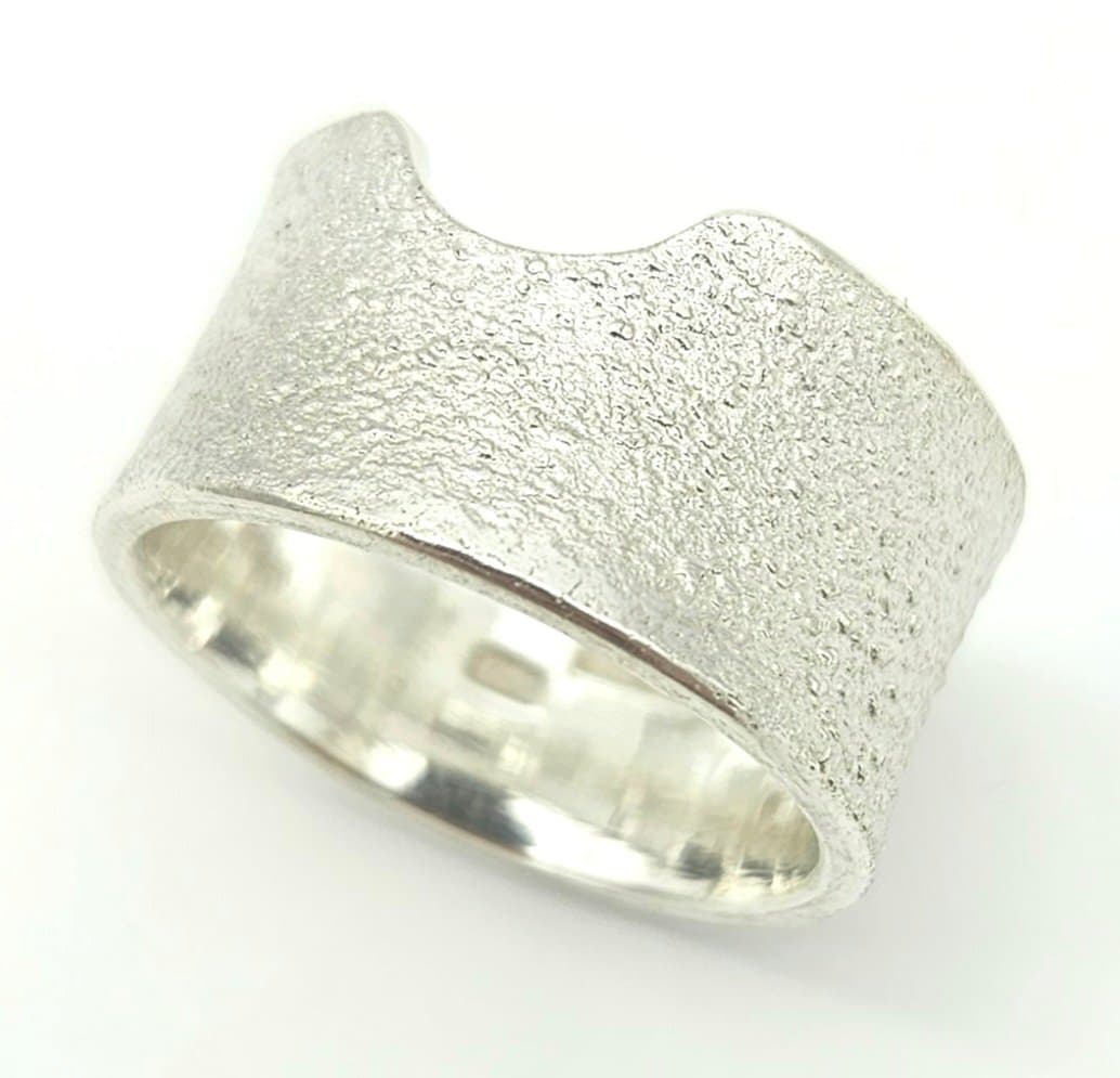 Anillo Magma