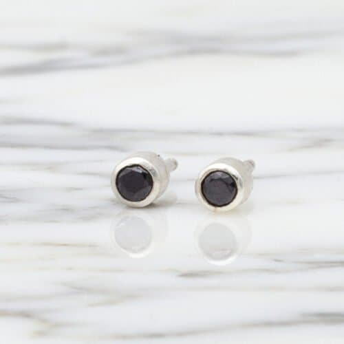 Caravanas Zafiros negros naturales 3mm