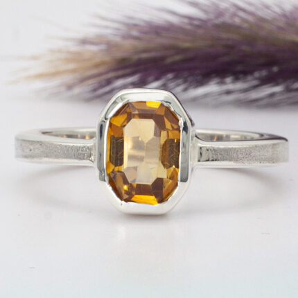 Anillo Ale con citrino ochavado