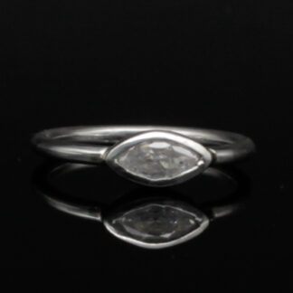 Anillo Equilibrio talla navette